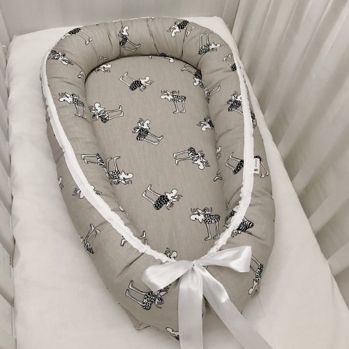 Babynest vild älg